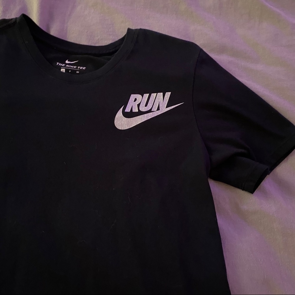 nike tee - Picture 2 of 3